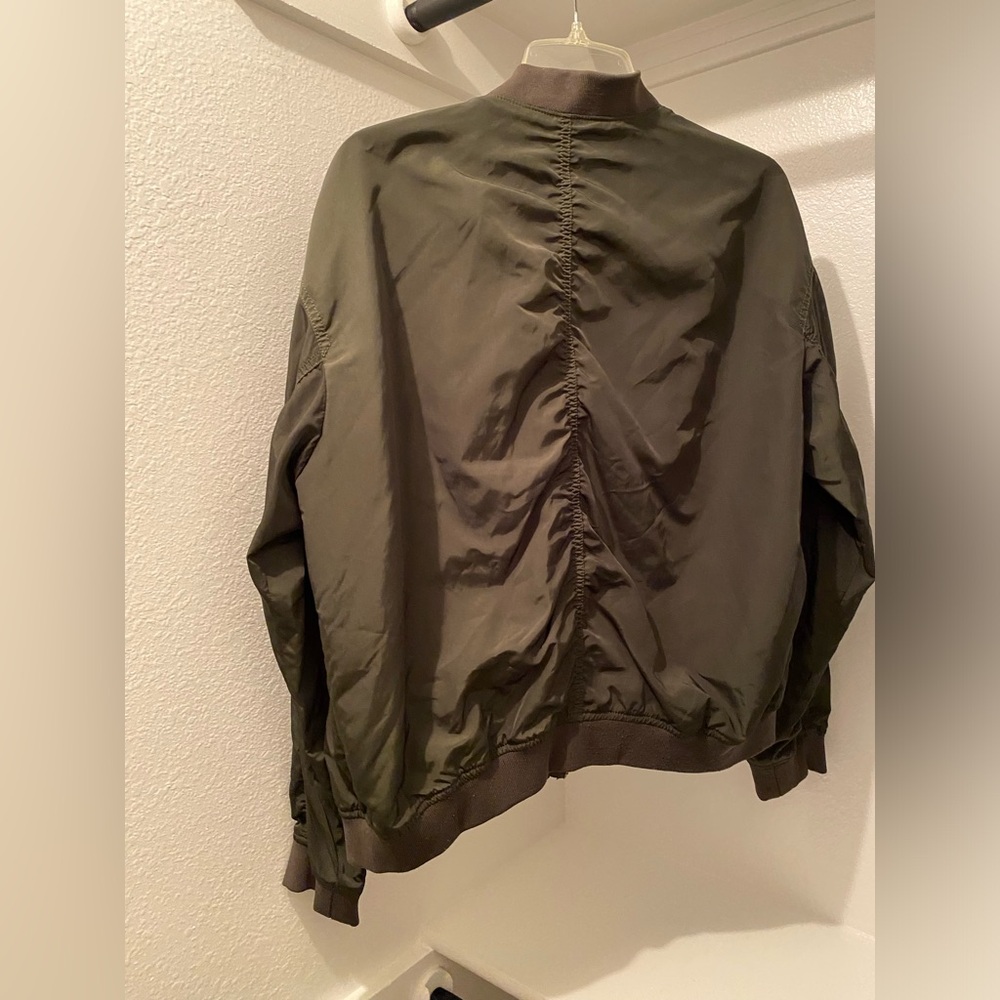 Bomber Jacket - Picture 4 of 6